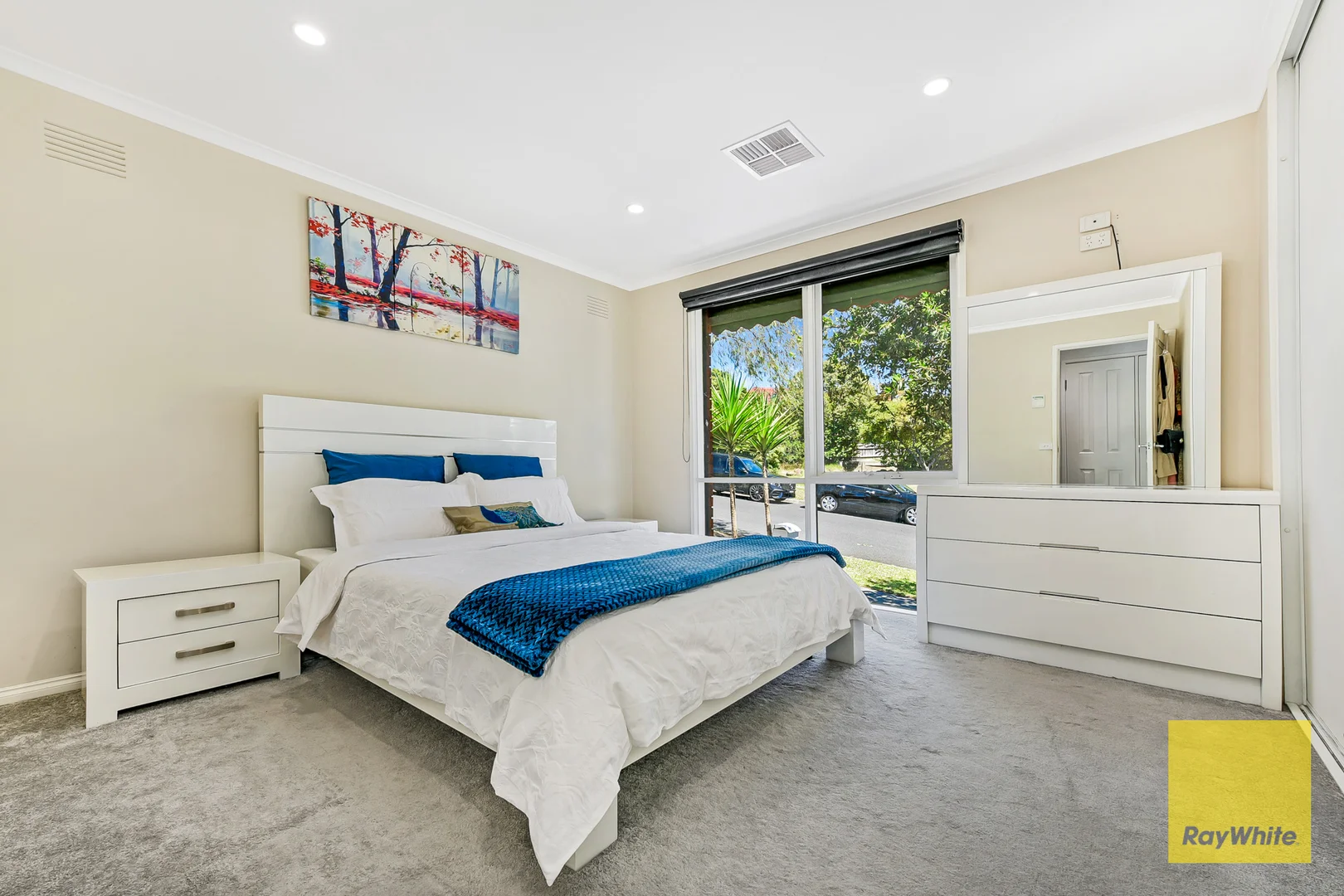 Additional image 7 of 1 Rapanea Court, Endeavour Hills VIC 3802