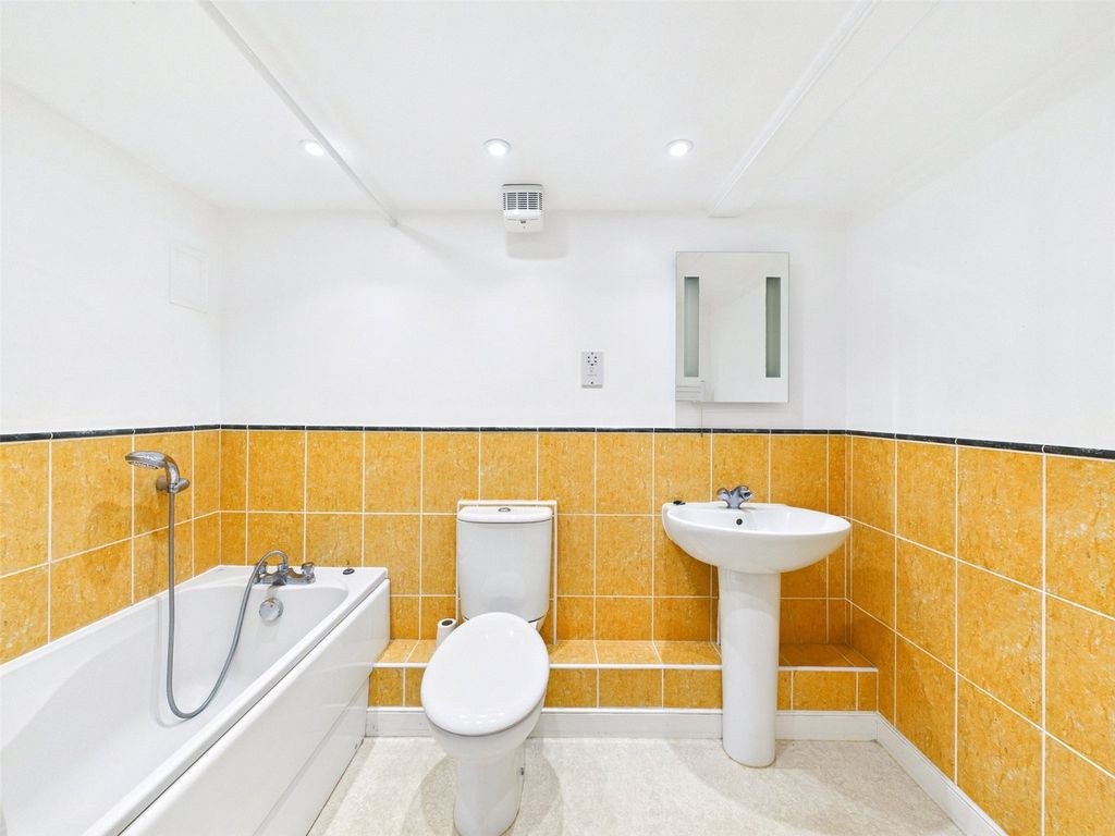 Additional image 14 of 3 bed detached house for saleCrown Place, Woodbridge, Suffolk IP12
