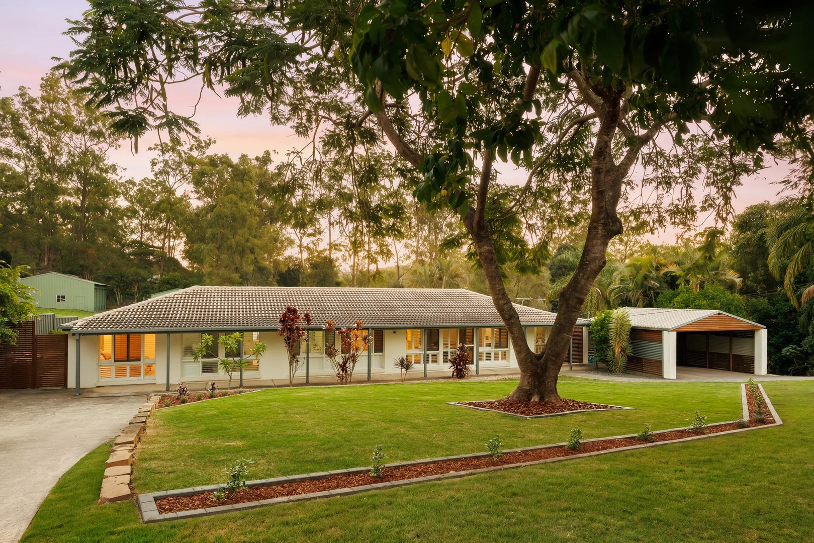 4 Harrison Court, Camira QLD 4300