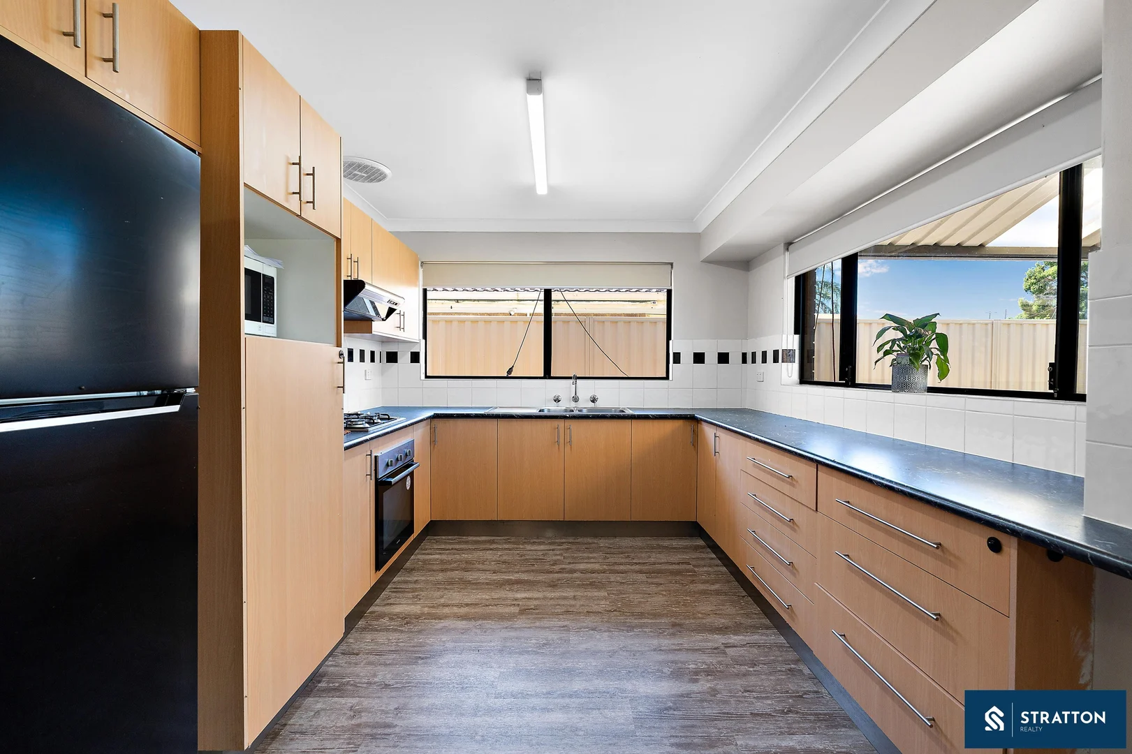 Additional image 13 of 116 Southern River Road, Gosnells WA 6110