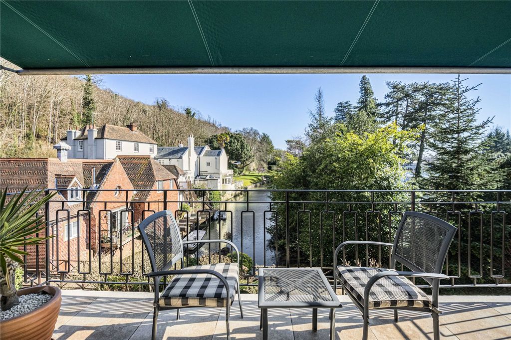Additional image 15 of 3 bed flat for saleMarsh Mills, Wargrave Road, Henley-On-Thames, Oxfordshire RG9