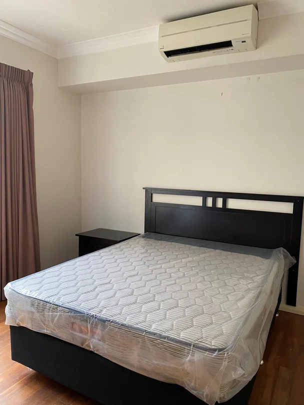 Room/49 Lakeside Drive, Joondalup WA 6027