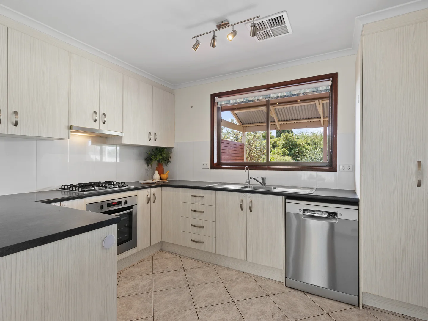 Additional image 8 of 17 Virginia Drive, Morphett Vale SA 5162