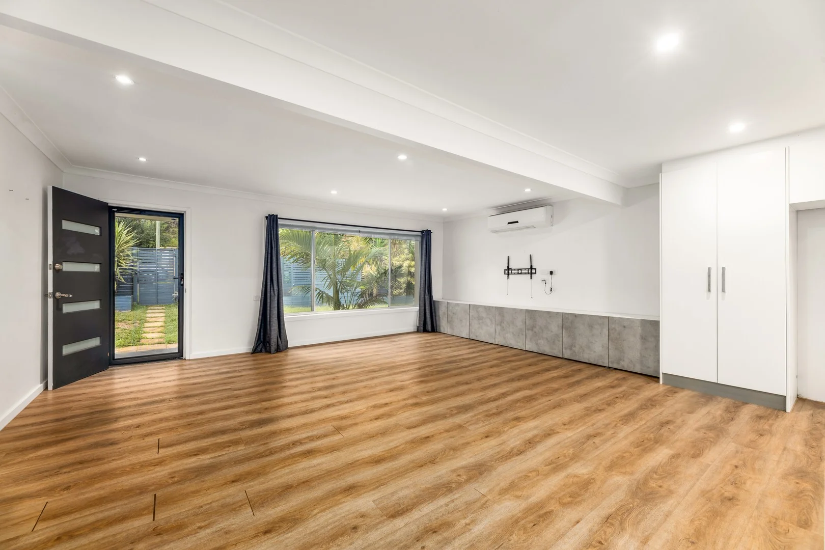 1 Thames Street, Woronora NSW 2232