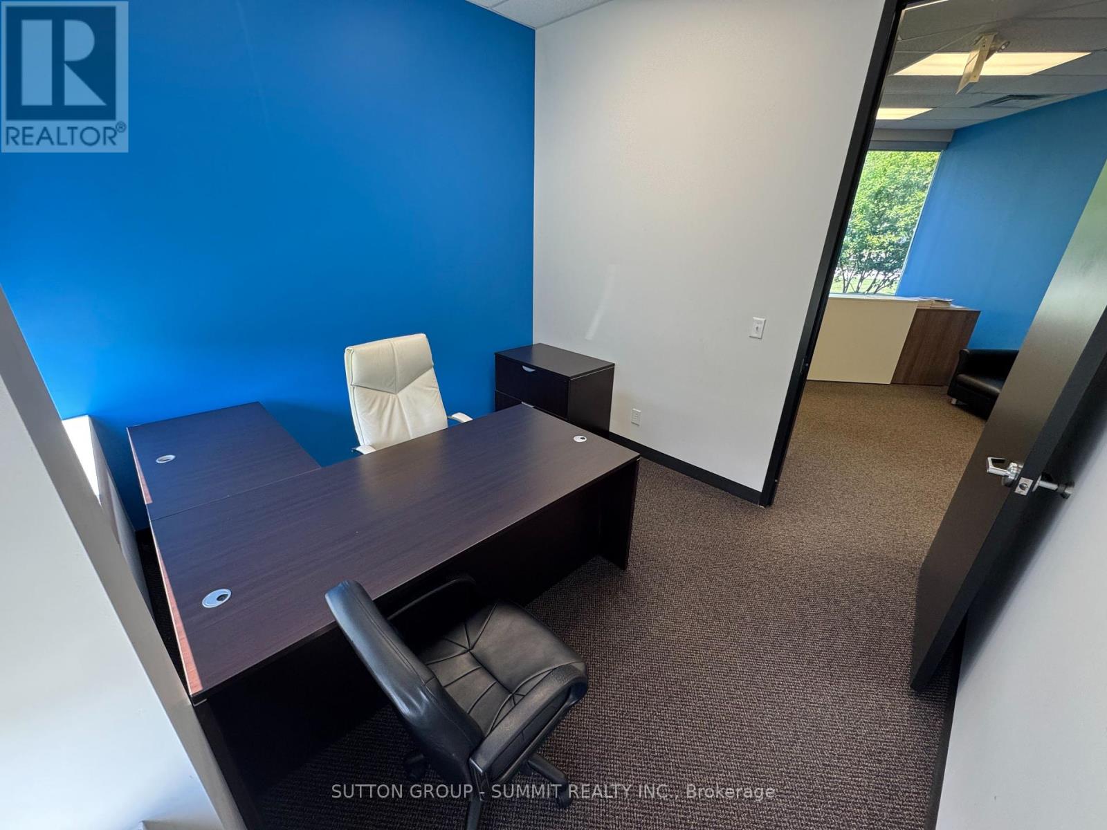 Additional image 3 of 2865 Bristol Circle, Oakville, ON, L6H6X5