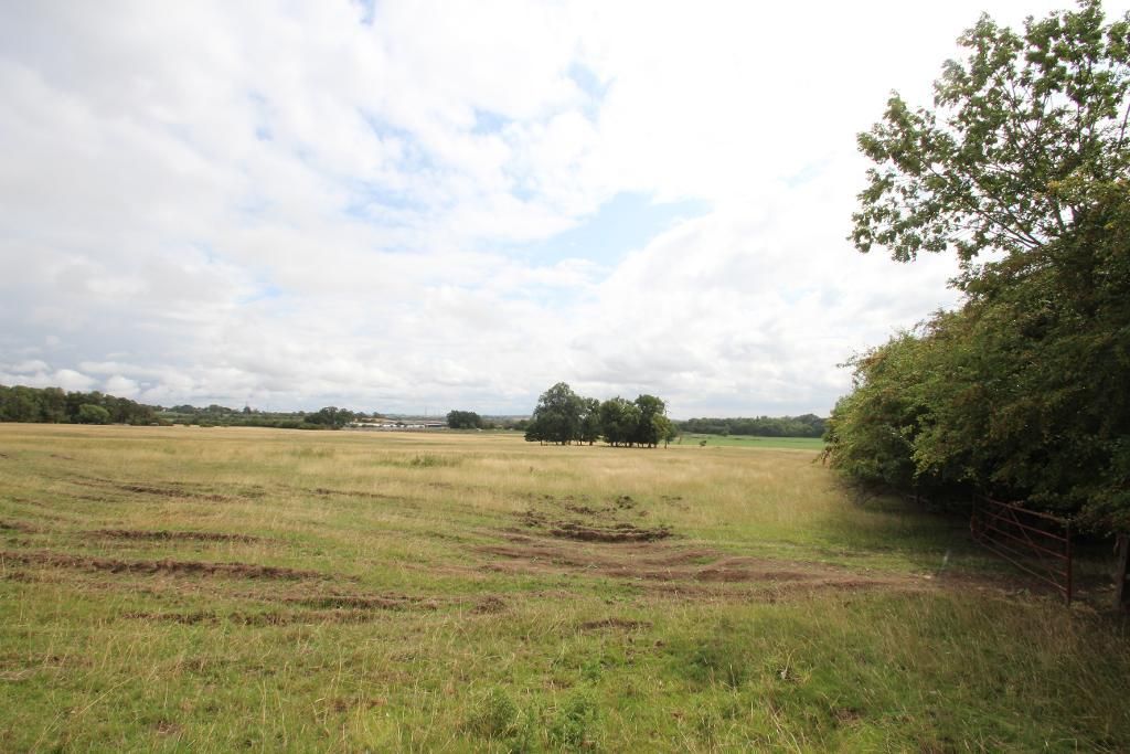 Land for saleBuckingham Road, Addington, Buckingham MK18
