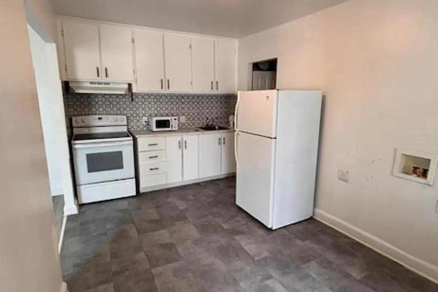 Additional image 3 of 266 Emond Street