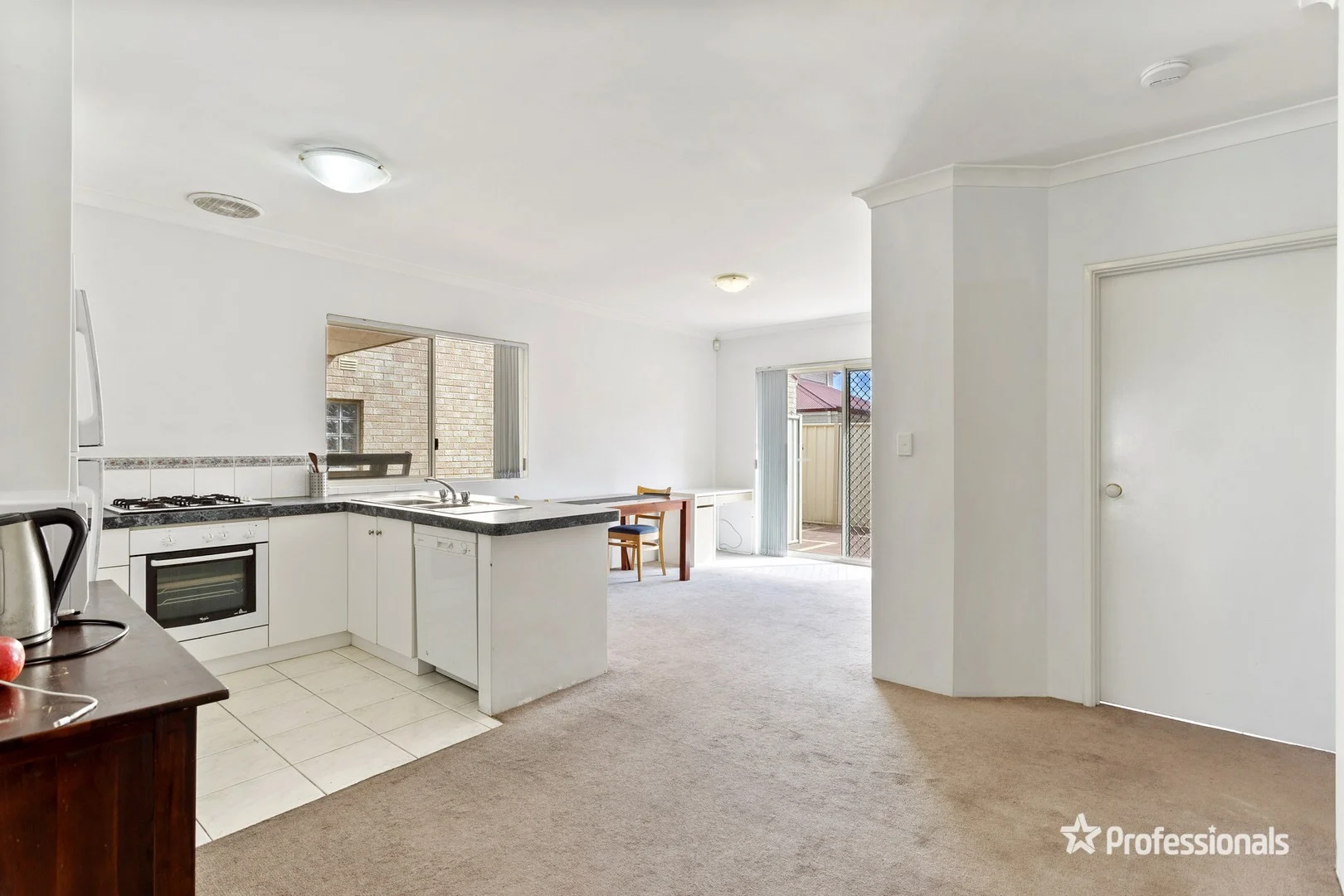 2/169 Swansea Street East, East Victoria Park WA 6101
