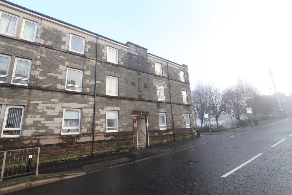 3 bed flat for saleHigh Street, Johnstone, 8 PA5