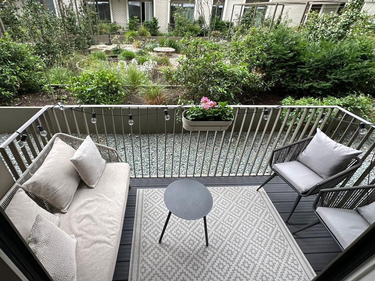 1 Bed Flat, York Place, SW11, N1 7GU photo 5