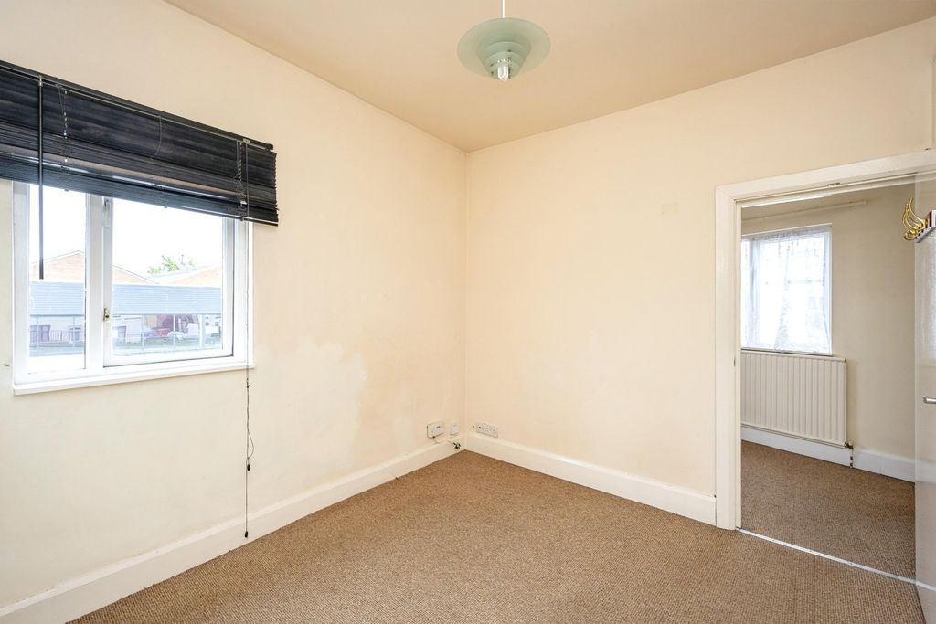 Additional image 7 of 6 bed flat for saleShrewsbury Road, Stafford, Staffordshire ST17