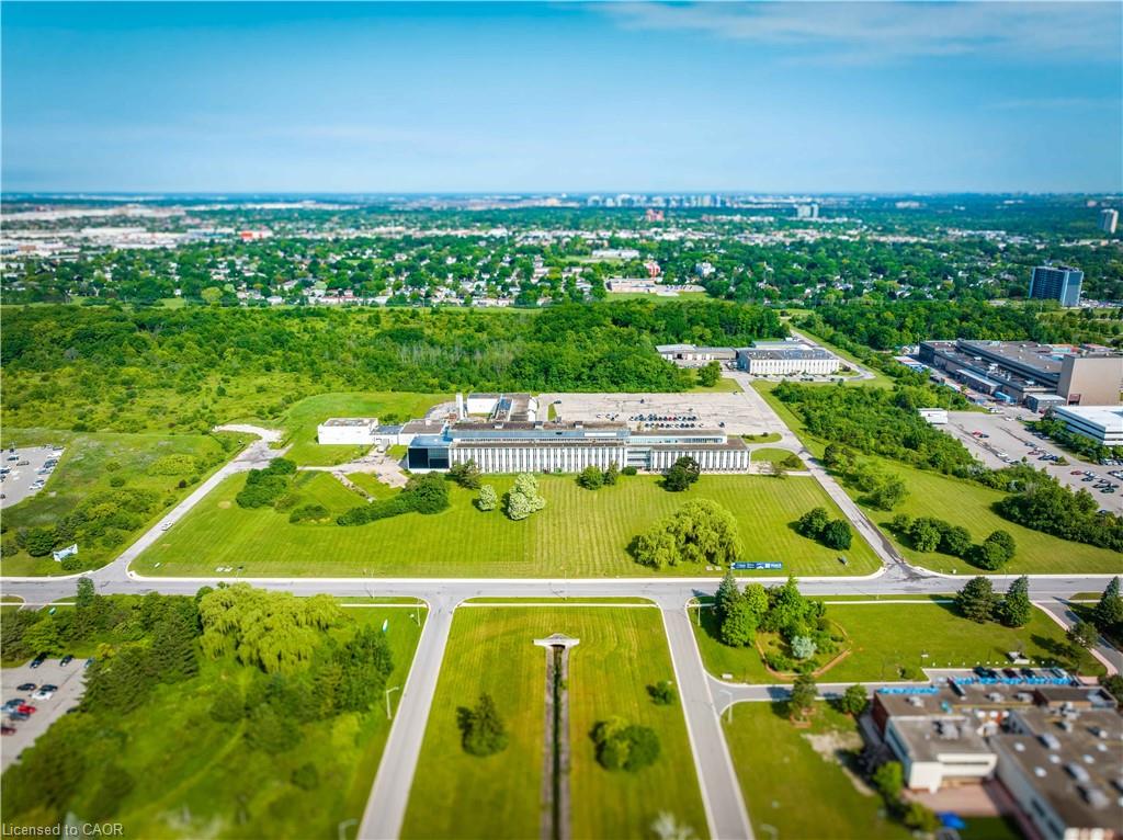 Additional image 2 of 2395 Speakman Drive, Mississauga, ON, L5K 1B1