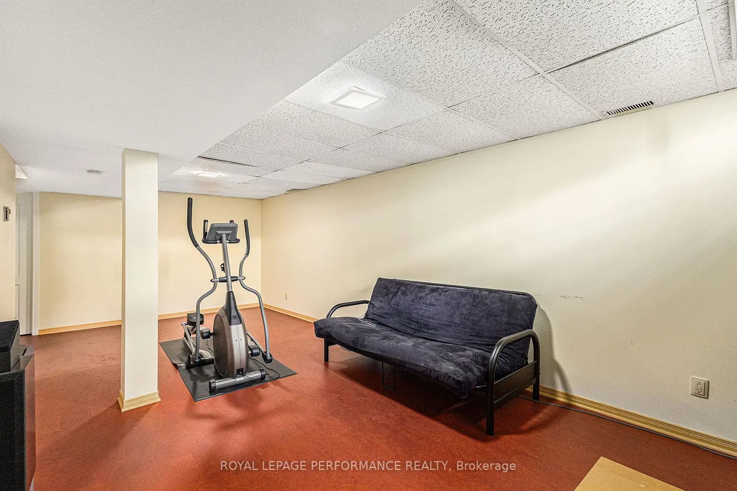 Additional image 13 of 2015 Summerfields Crescent