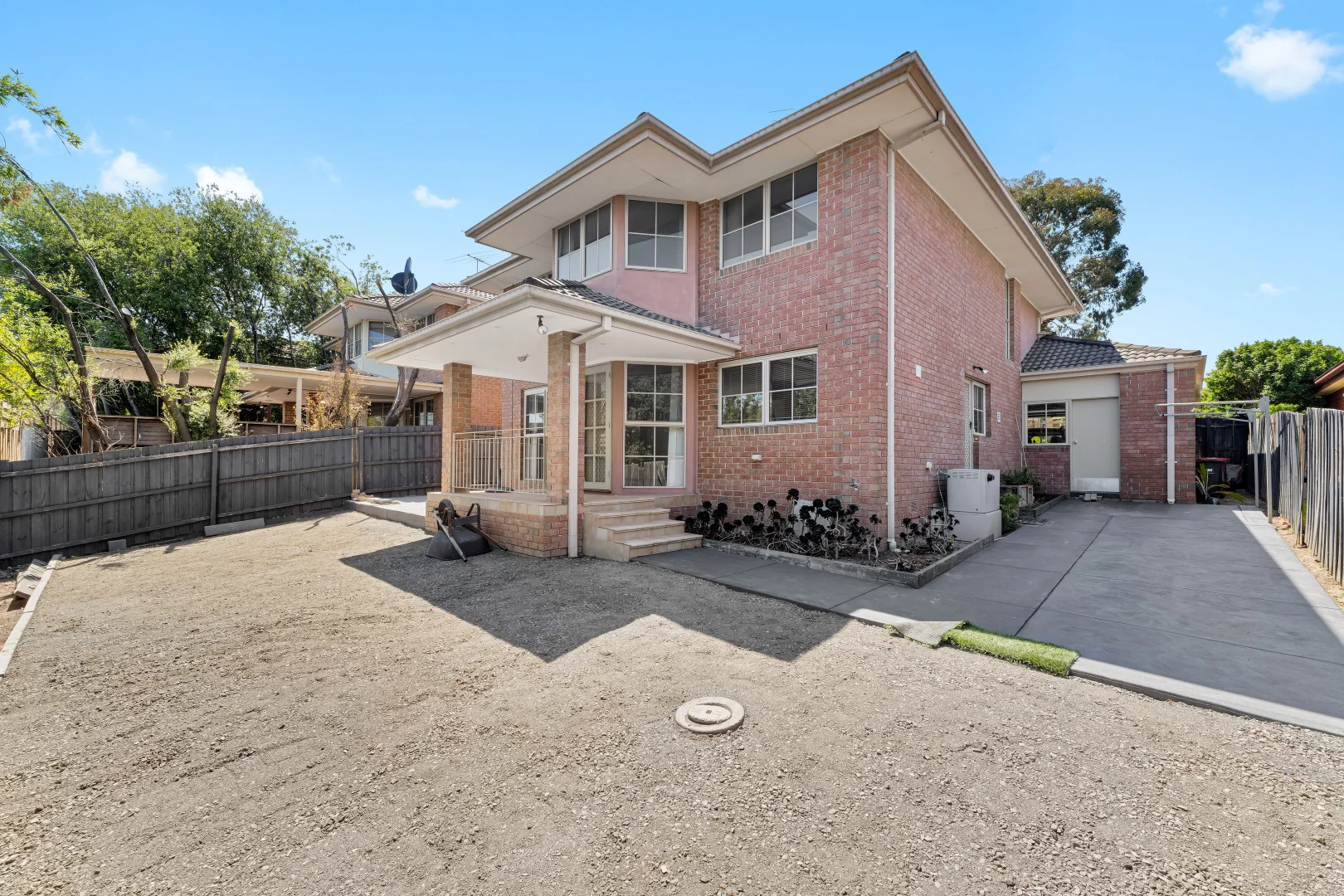 Additional image 10 of 35 Kierens Way, Chadstone VIC 3148