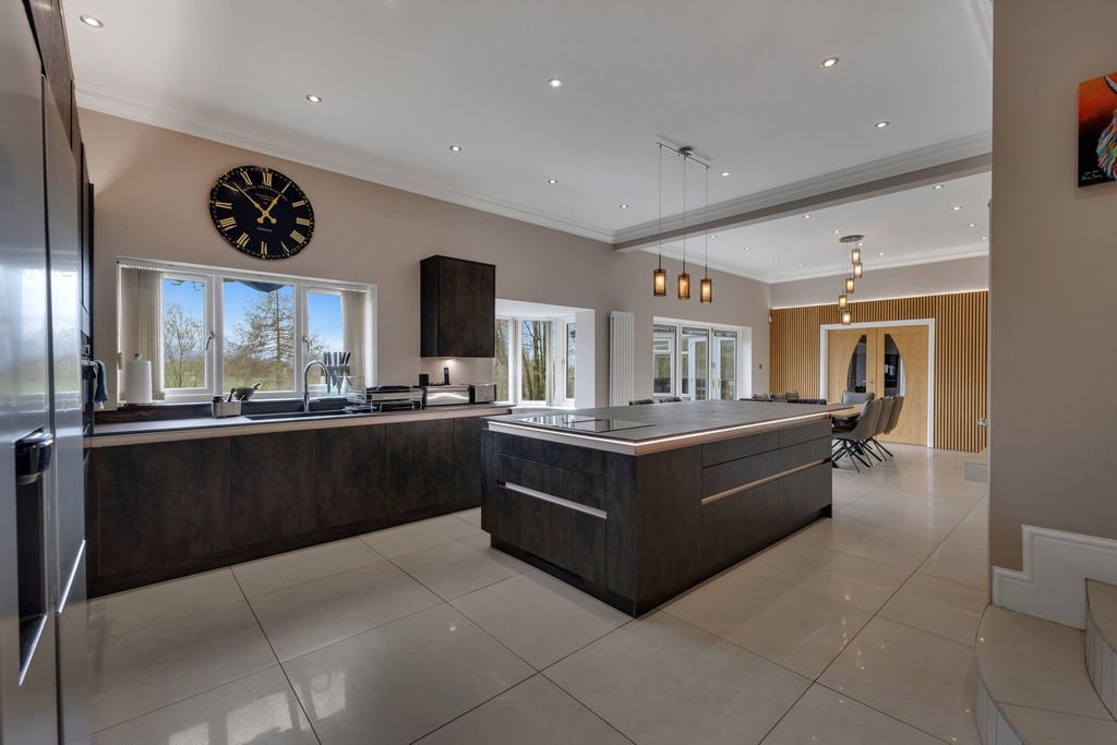Additional image 7 of 5 bed detached house for saleHolling Moor Lane, Wickersley, Rotherham S66