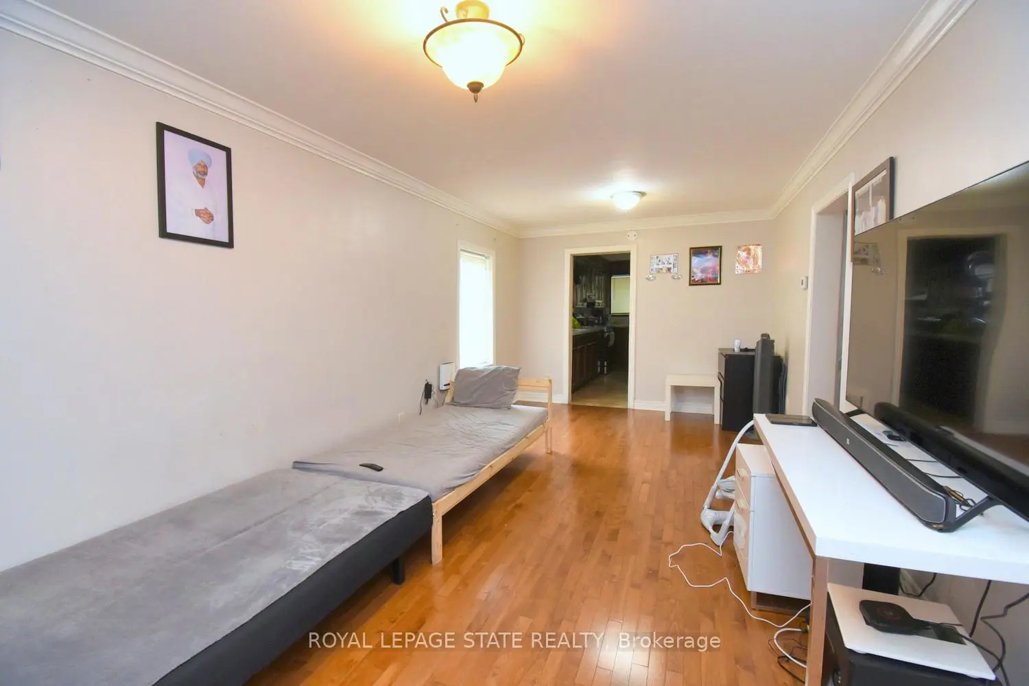 Additional image 7 of 205 Ivon Avenue