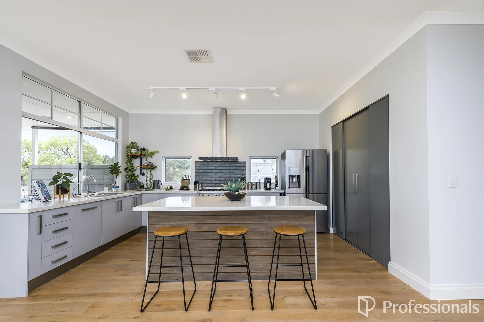 Additional image 10 of 2A Walter Road East, Bassendean WA 6054