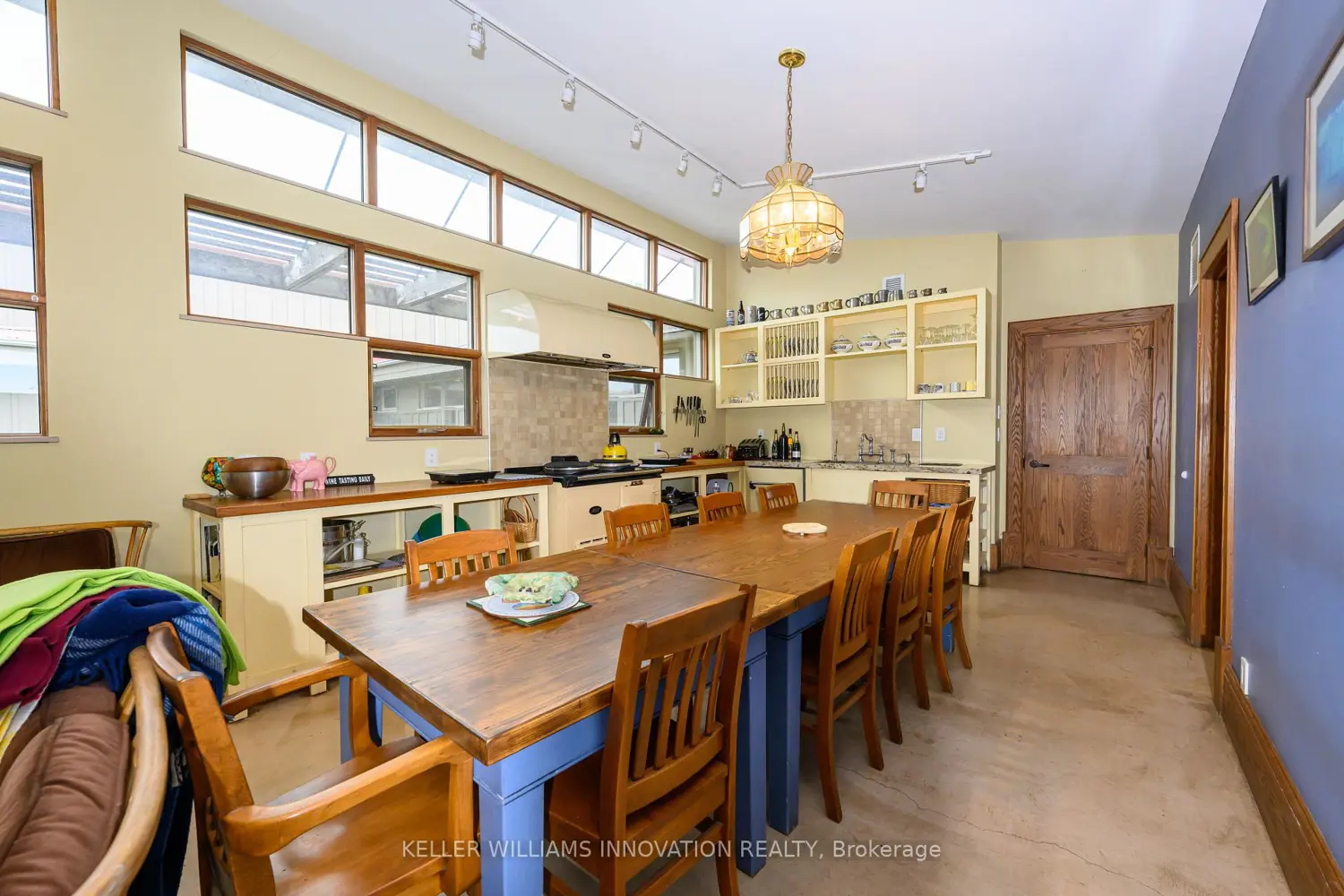 Additional image 9 of 3749 Walker Road