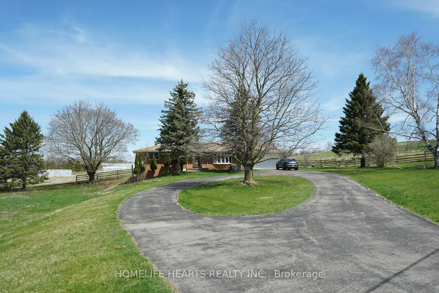 384 Zephyr Road photo 2