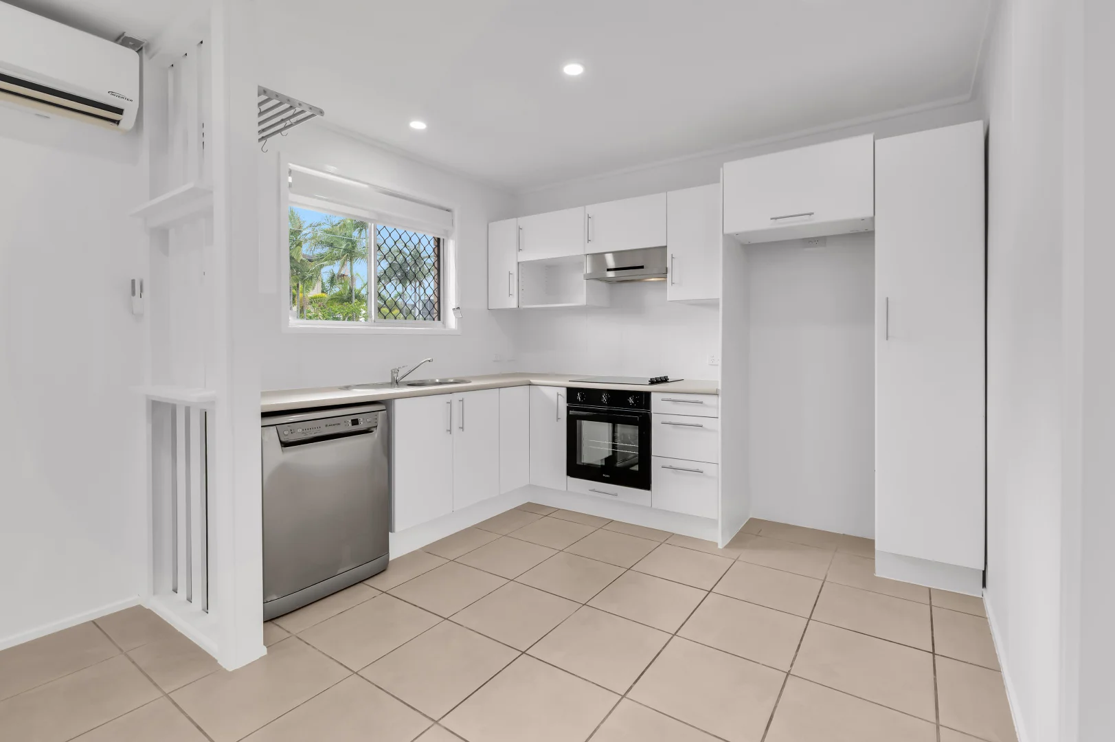 Additional image 5 of 3/37 North Street, Southport QLD 4215