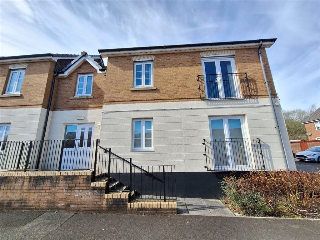 1 bed flat for saleHeron Drive, Penallta, Hengoed CF82