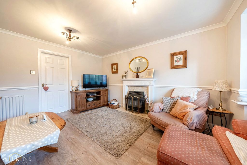 Additional image 2 of 4 bed detached house for saleDorset Close, Tamworth, Staffordshire B78