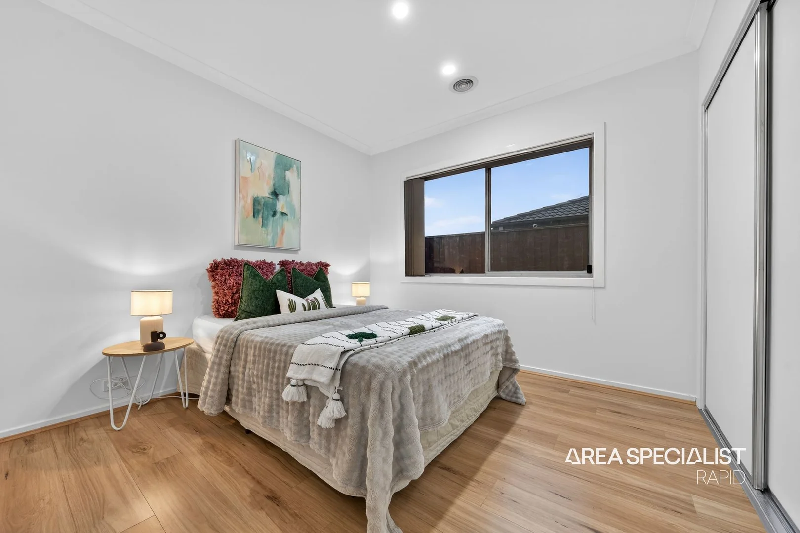 Additional image 12 of 8 Damper Way, Lynbrook VIC 3975