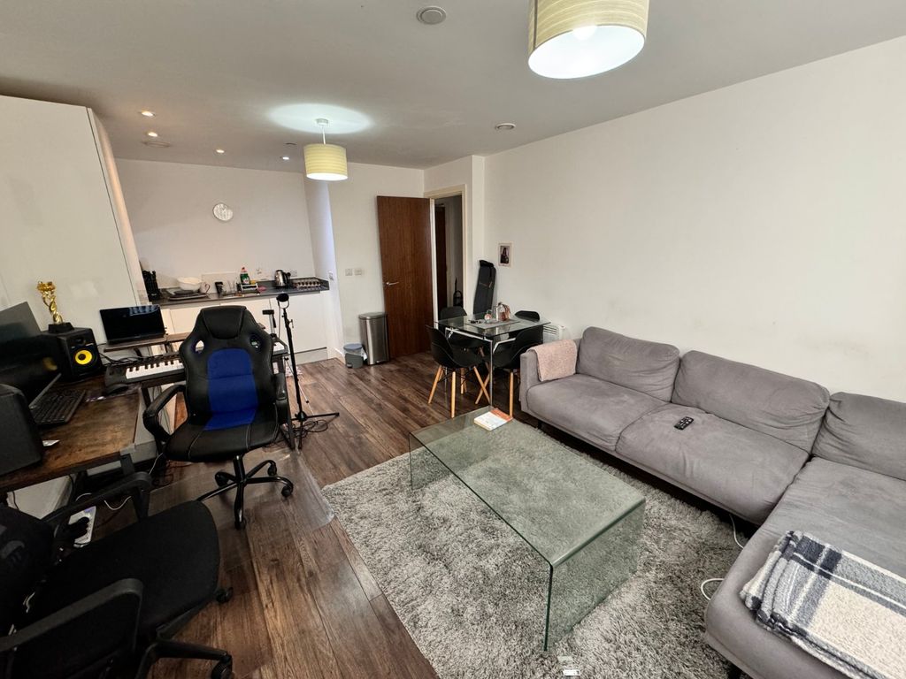 Additional image 4 of 1 bed flat for saleBroadway Residences, 105 Broad Street, Birmingham B15
