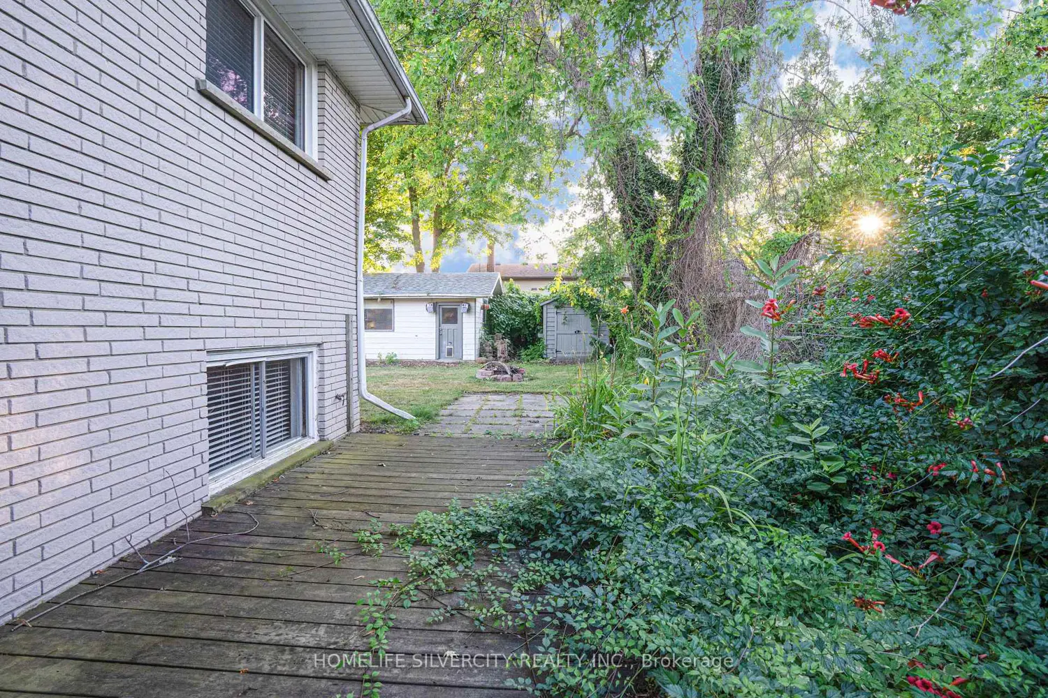 Additional image 3 of 35 Lynn Park Avenue