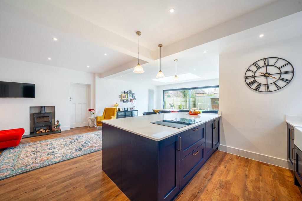 Additional image 6 of 4 bed detached house for saleHarrow Road, West Bridgford NG2