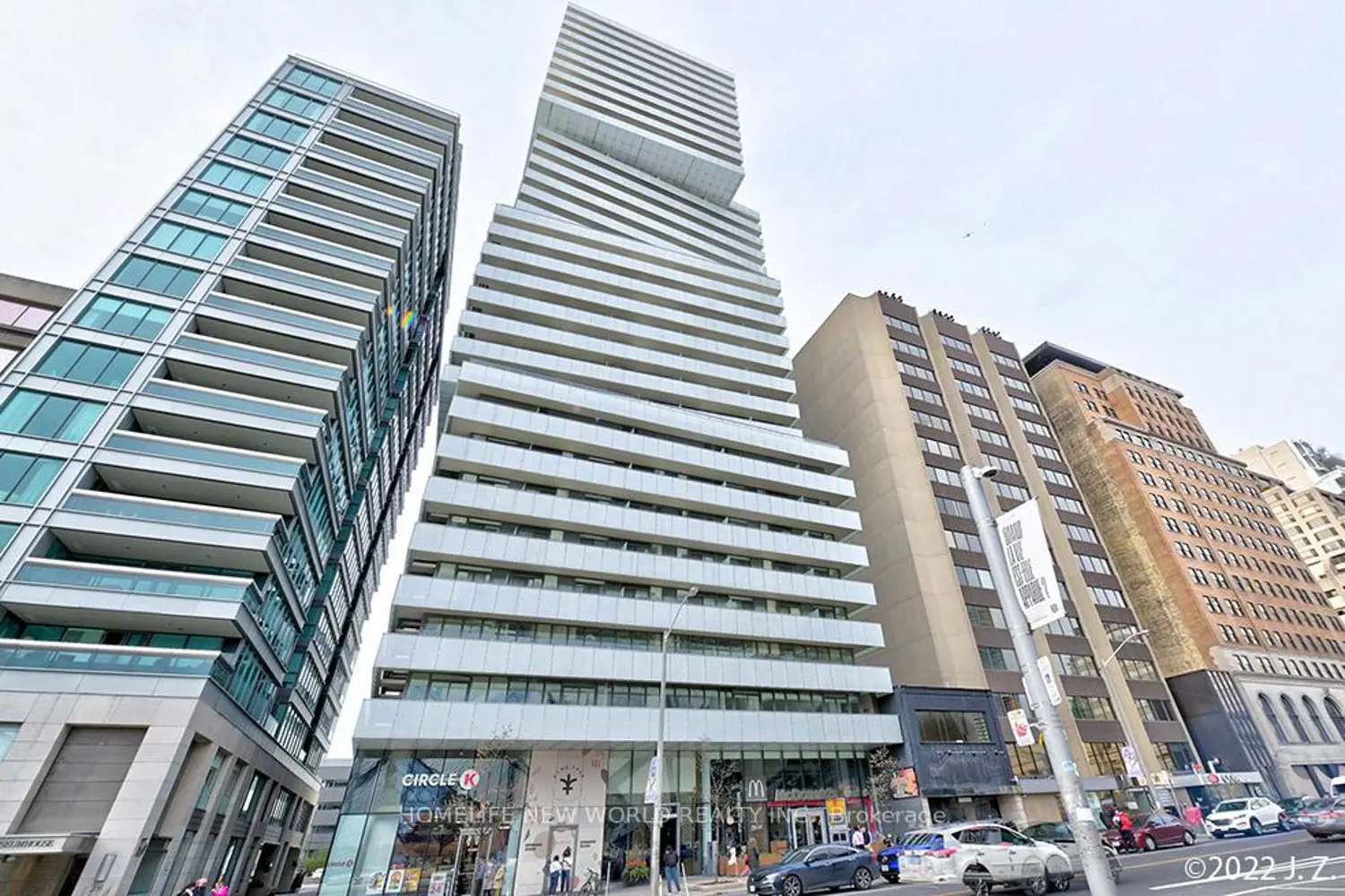 200 Bloor Street 1601
