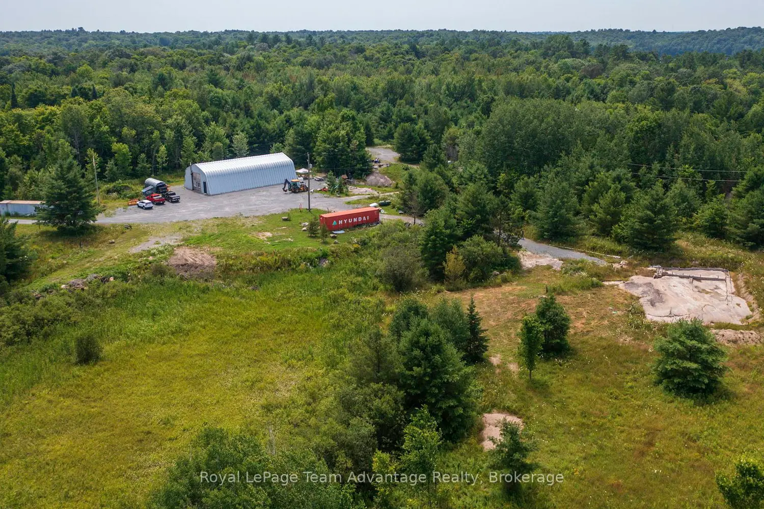 Additional image 3 of 732 124 Highway