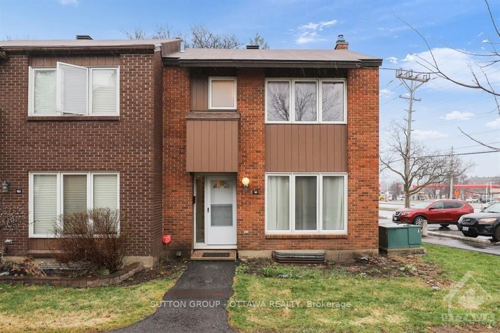 2111 Montreal Rd, Beacon Hill North - South And Area, K1J 8M8