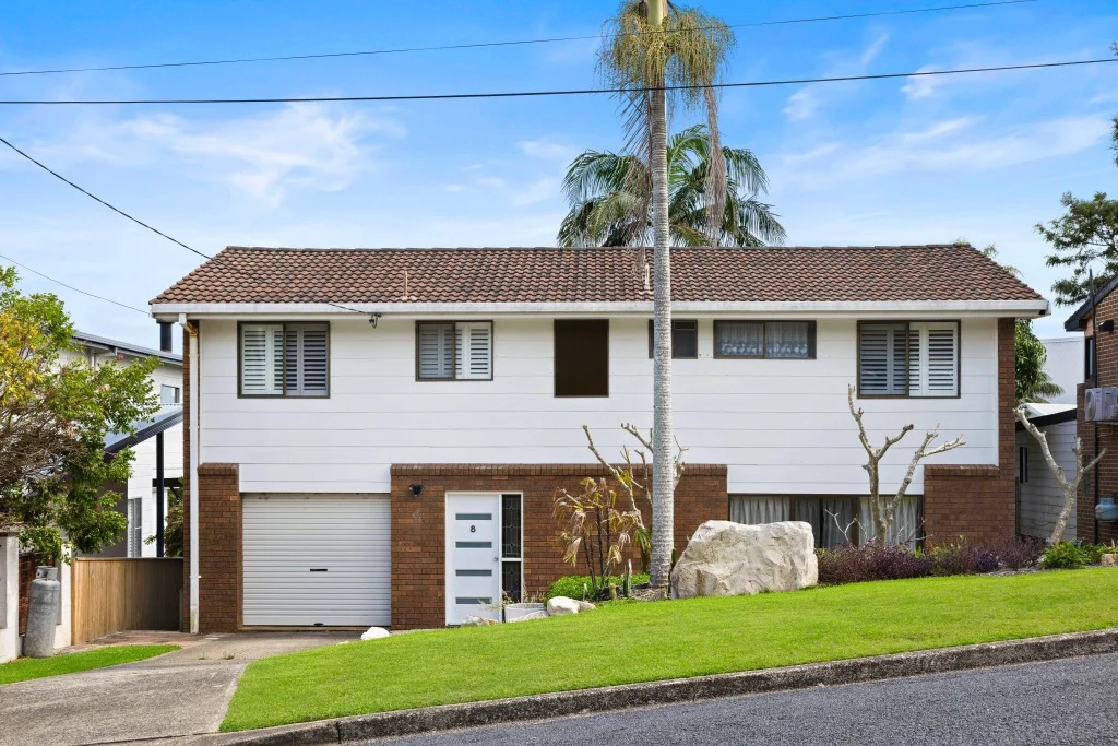 8 Third Avenue, Bonny Hills NSW 2445
