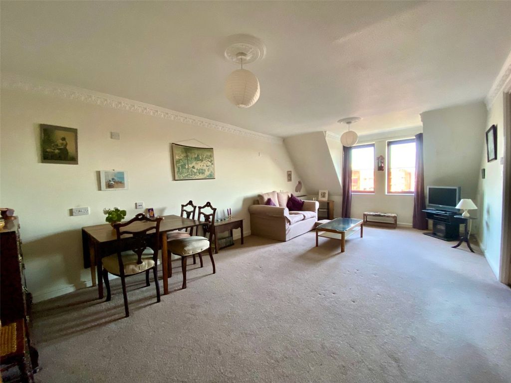 Additional image 4 of 2 bed flat for saleWhatley Court, 27-29 Whatley Road, Clifton, Bristol BS8