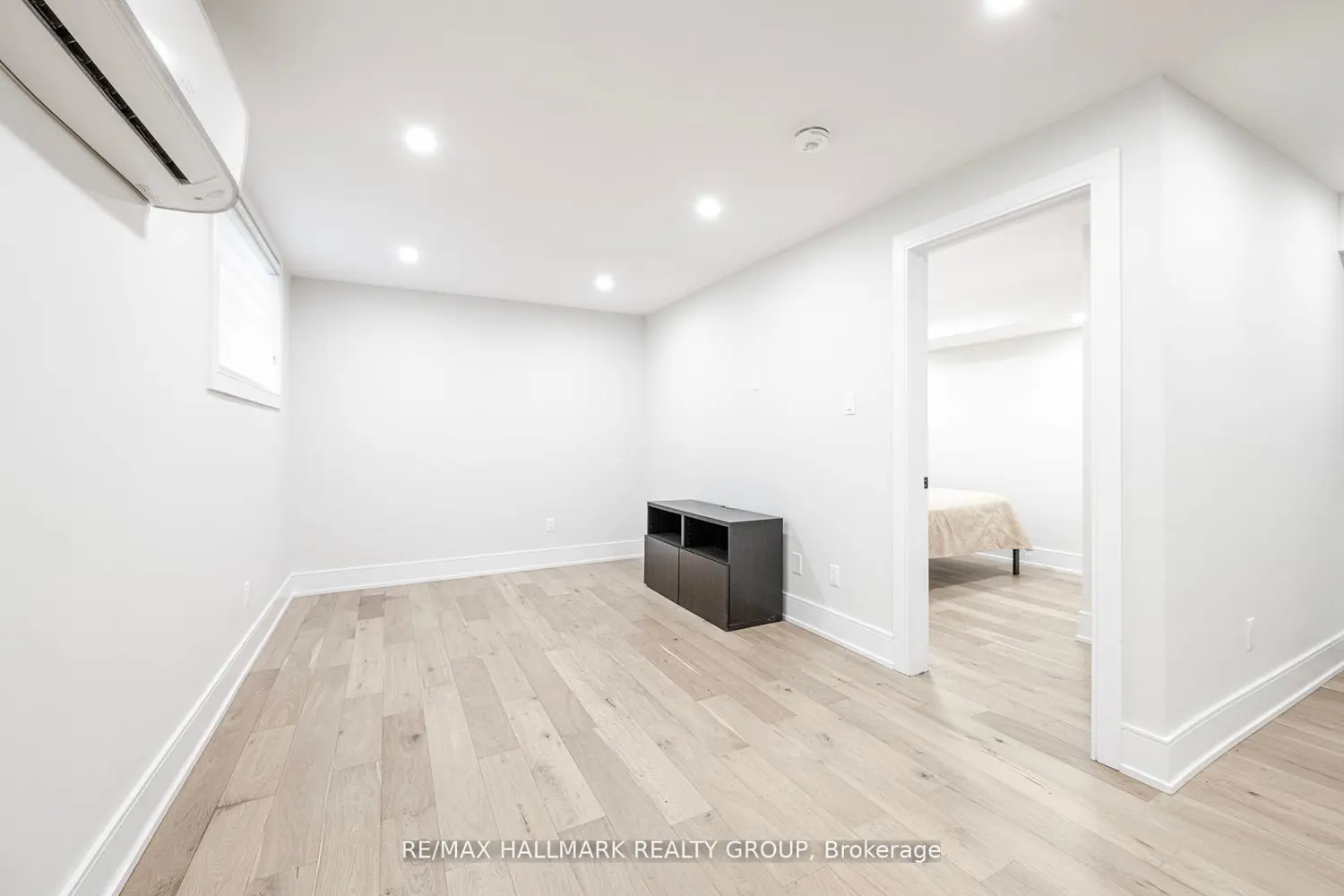 Additional image 17 of 185 Carleton Avenue