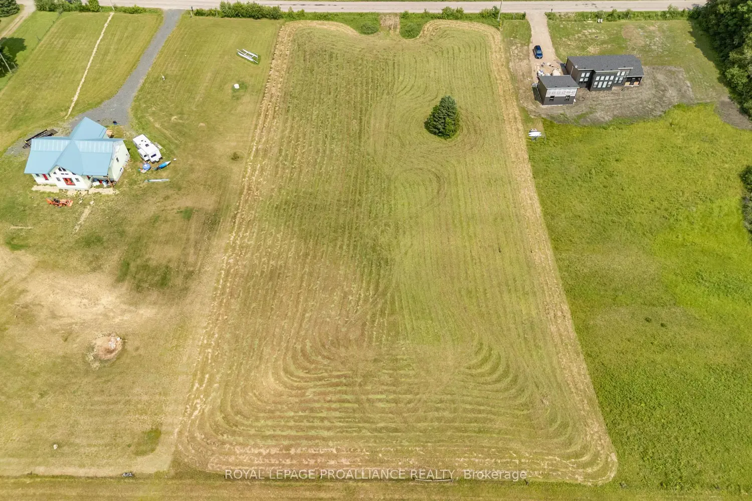 Additional image 8 of 1226 Gull Lake Road