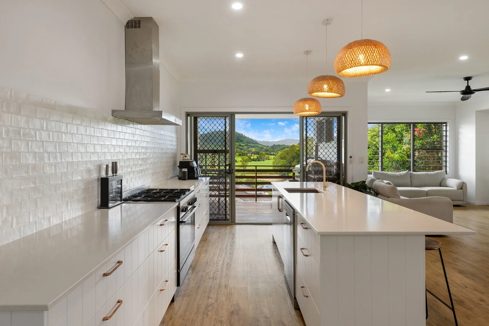2 Mount Lindesay Avenue, Murwillumbah NSW 2484