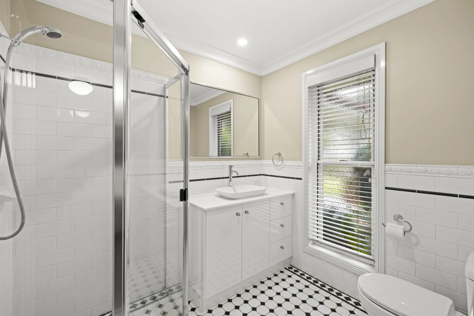 Additional image 18 of 11A Collingwood Close, Middle Ridge QLD 4350