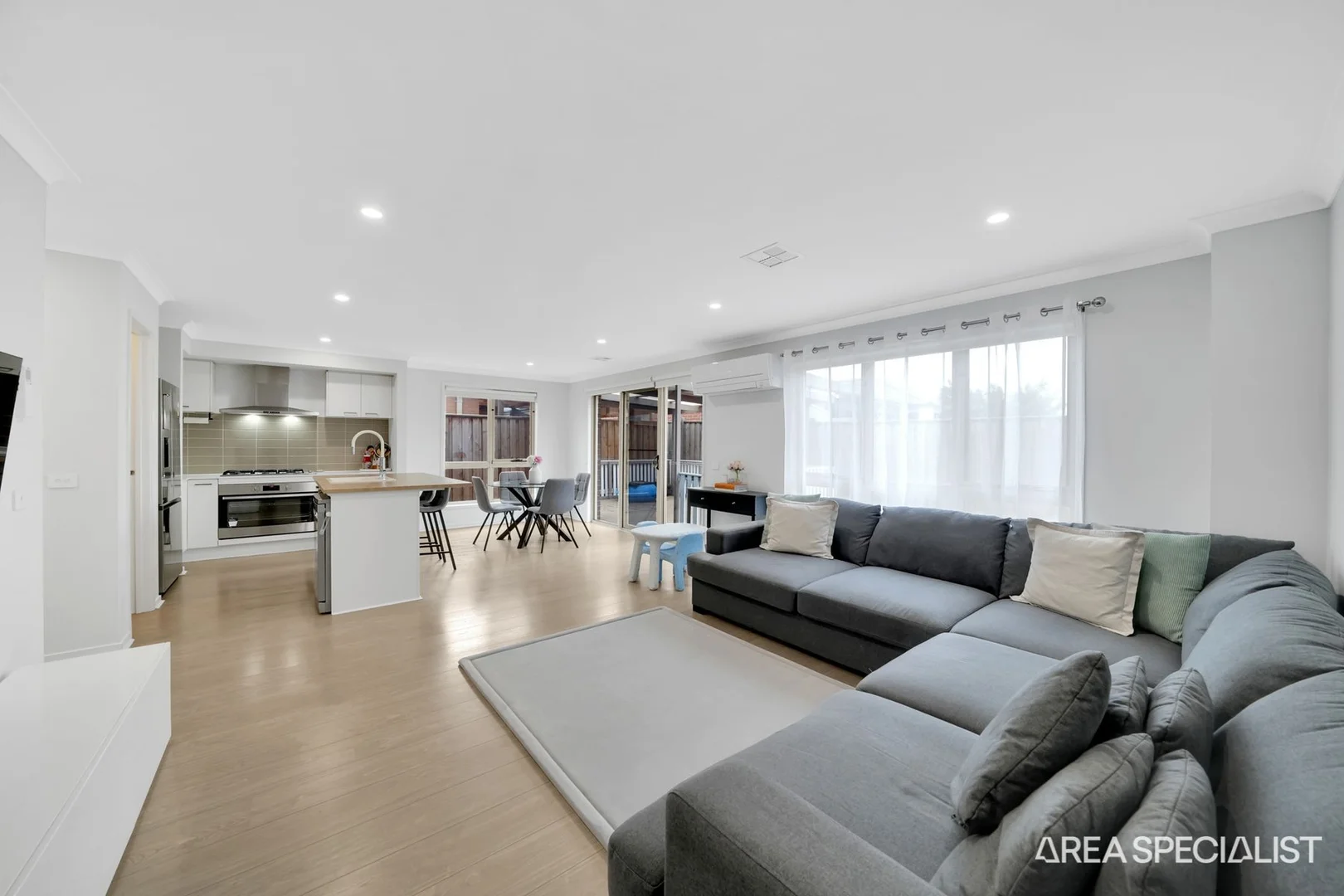 Additional image 4 of 5 Harry Drive, Thornhill Park VIC 3335