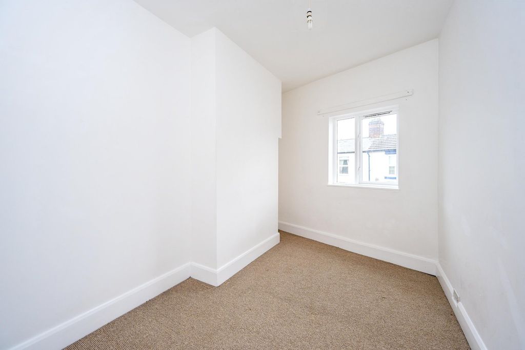 Additional image 9 of 6 bed flat for saleShrewsbury Road, Stafford, Staffordshire ST17