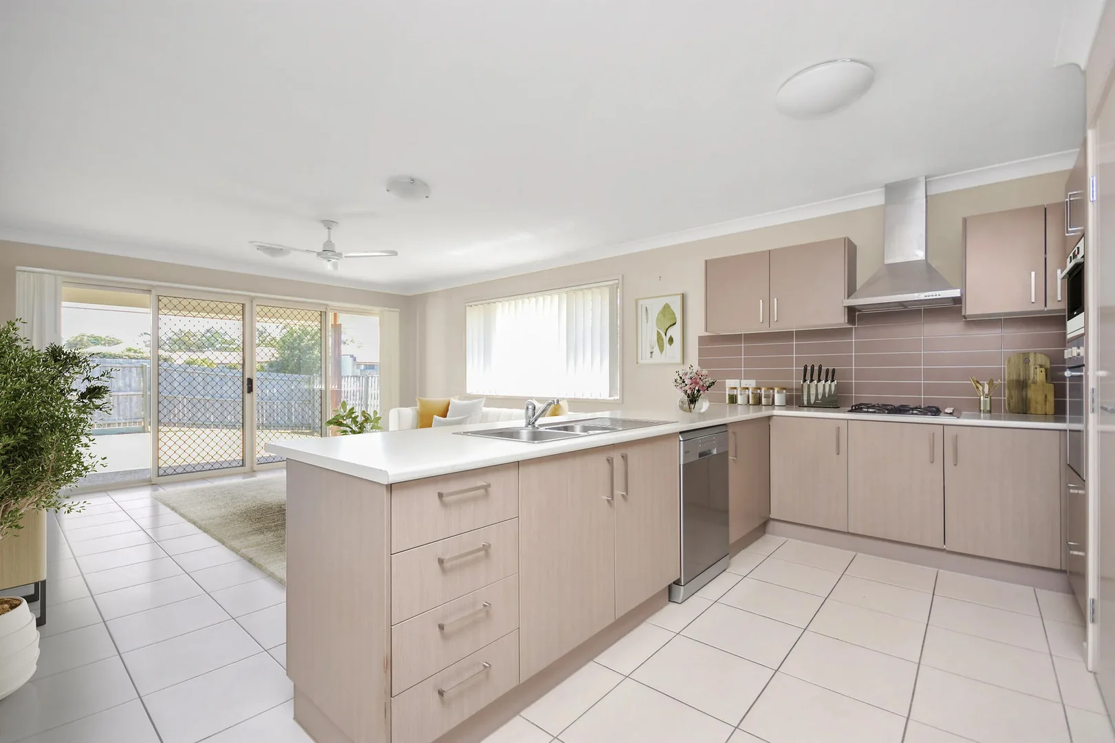 27 Stodart Terrace, Mango Hill QLD 4509 photo 2