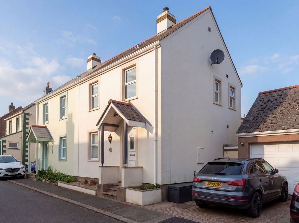 2 bed property for saleLa Rue Gallie, La Grande Route De St. Martin, St. Saviour, Jersey JE2