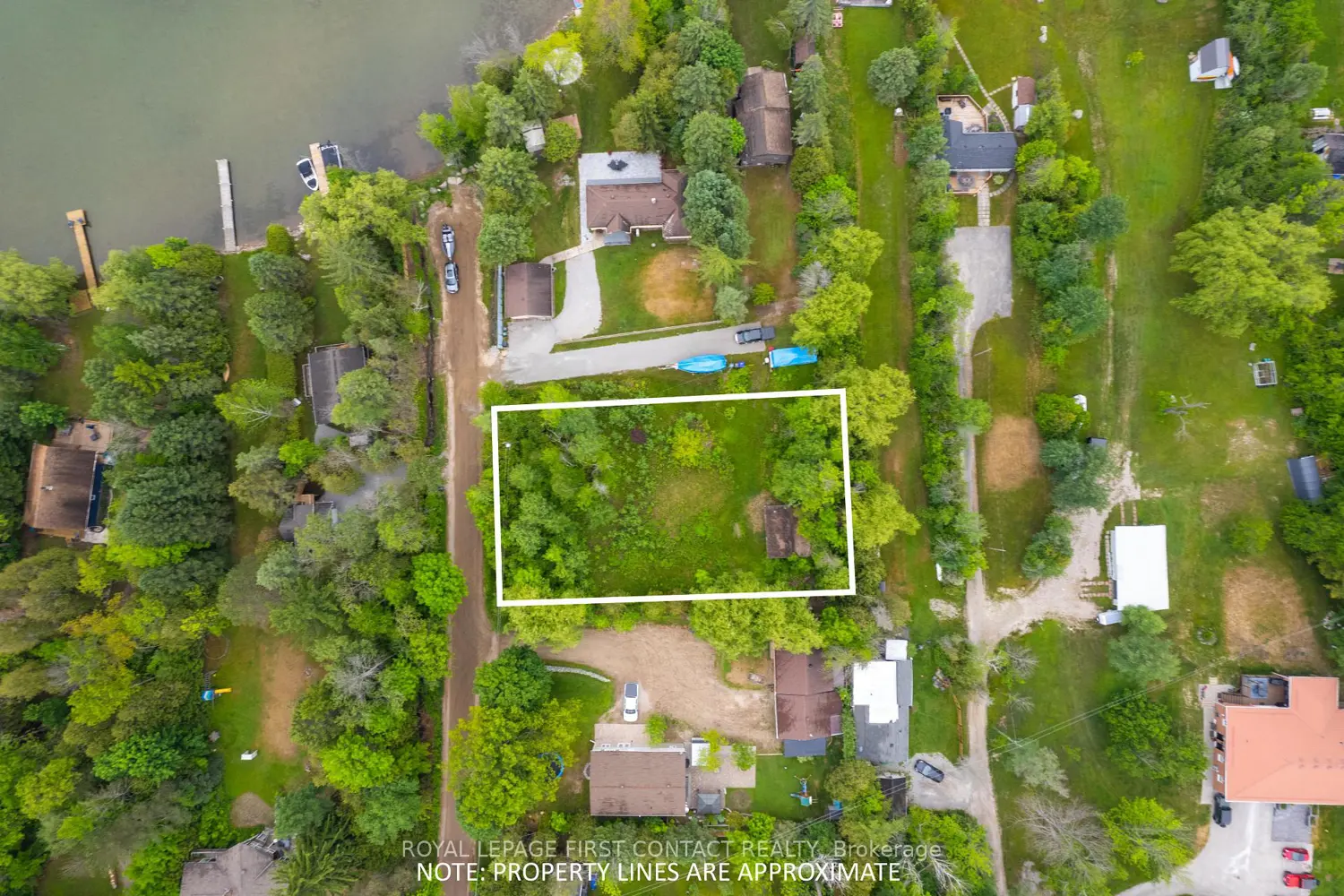 2378 Whetham Road photo 4