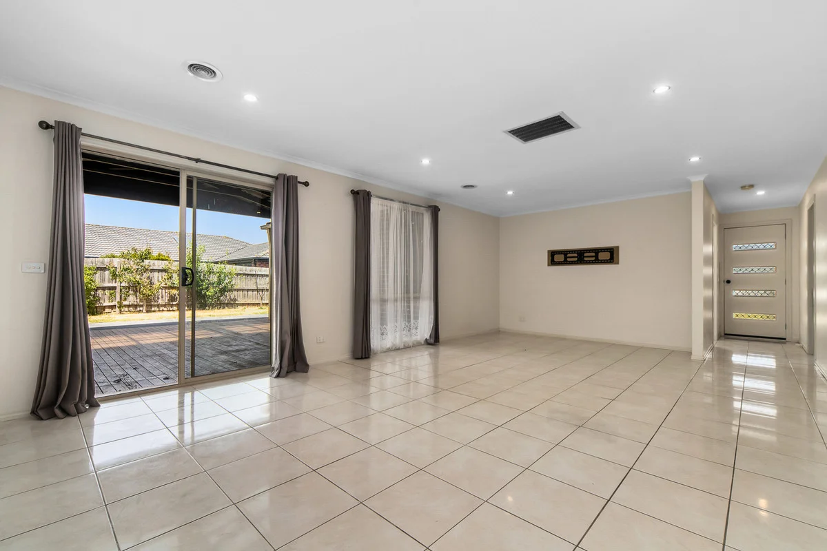 Additional image 2 of 9 Di Blasi Court, Skye VIC 3977