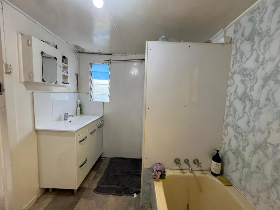 Additional image 4 of 19 Strathmore Street, Collinsville QLD 4804