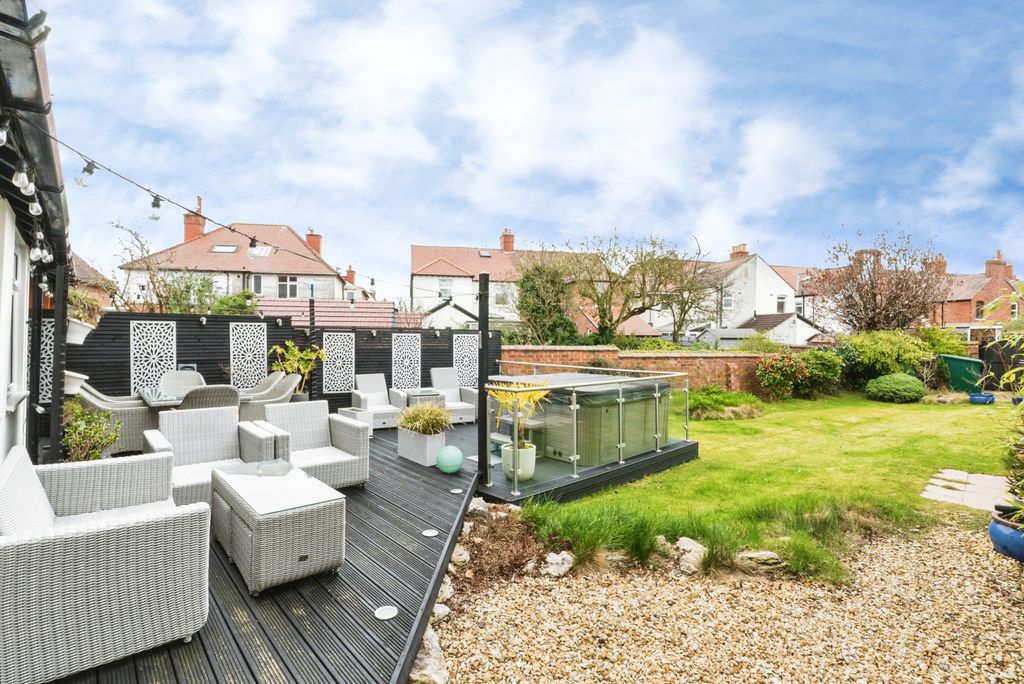 Additional image 28 of 5 bed semi-detached house for saleMythop Road, Lytham St. Annes FY8