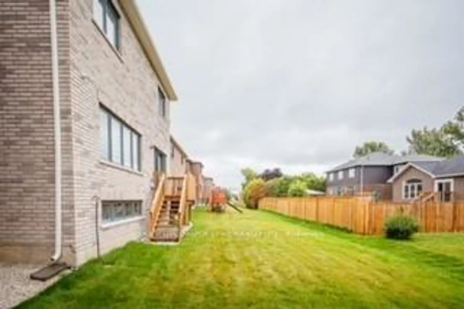 Additional image 17 of 216 Warden Street