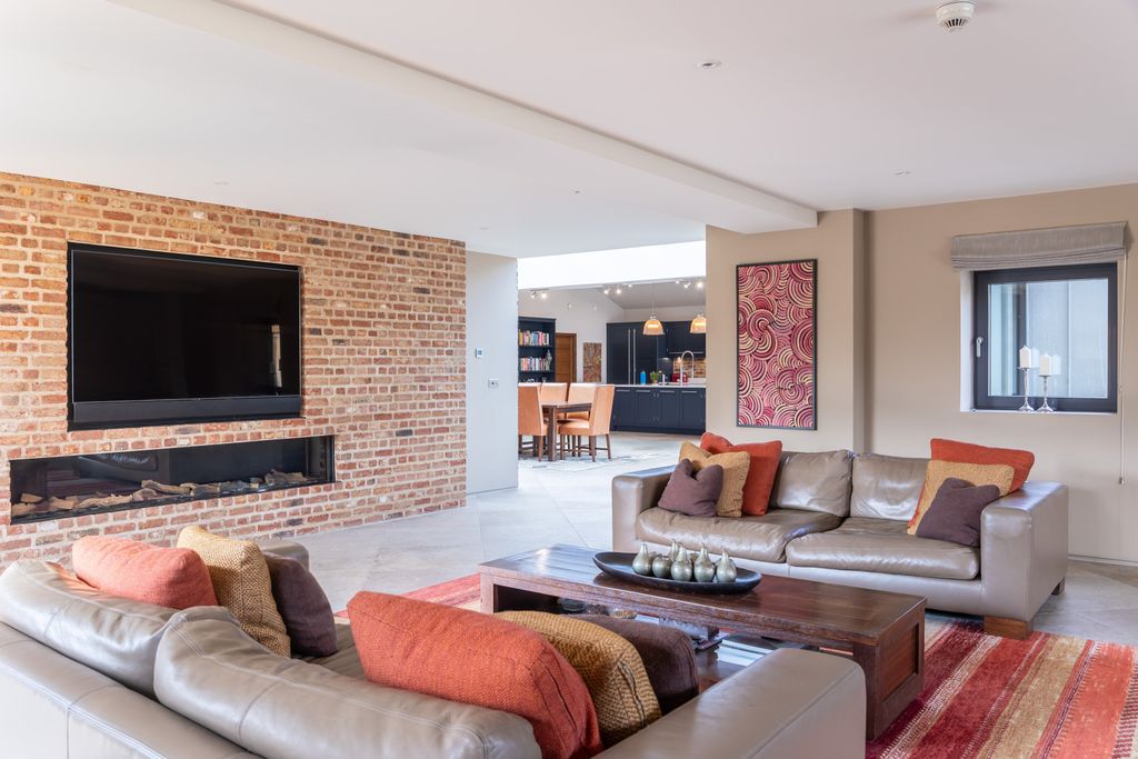 Additional image 8 of 5 bed detached house for saleMain Street, Sinnington, York, North Yorkshire YO62
