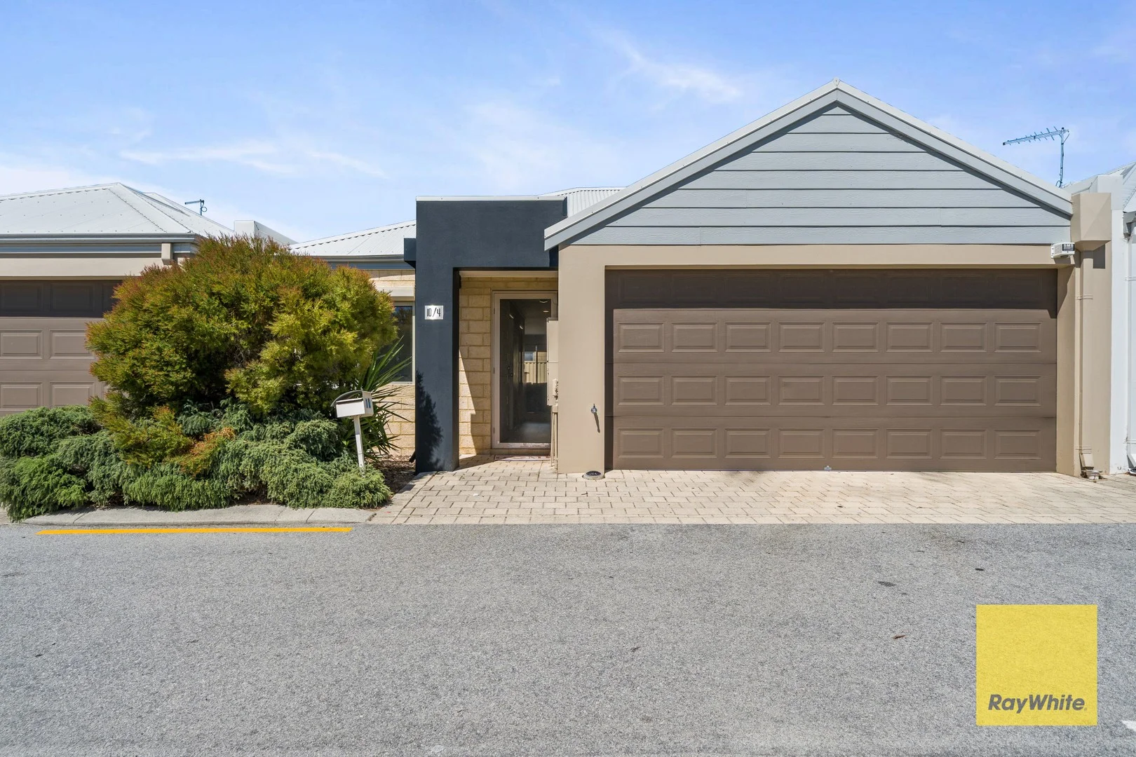 10/4 Jacana Parade, Ballajura WA 6066